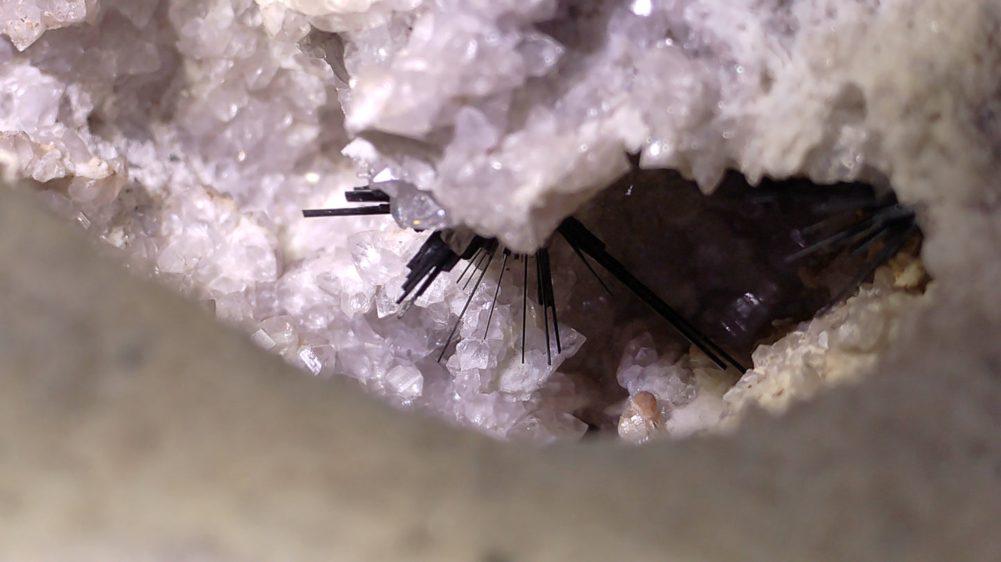 PSEUDOBROOKITE (small cabinet) CHECK THE MICROSCOPICAL PICTURES