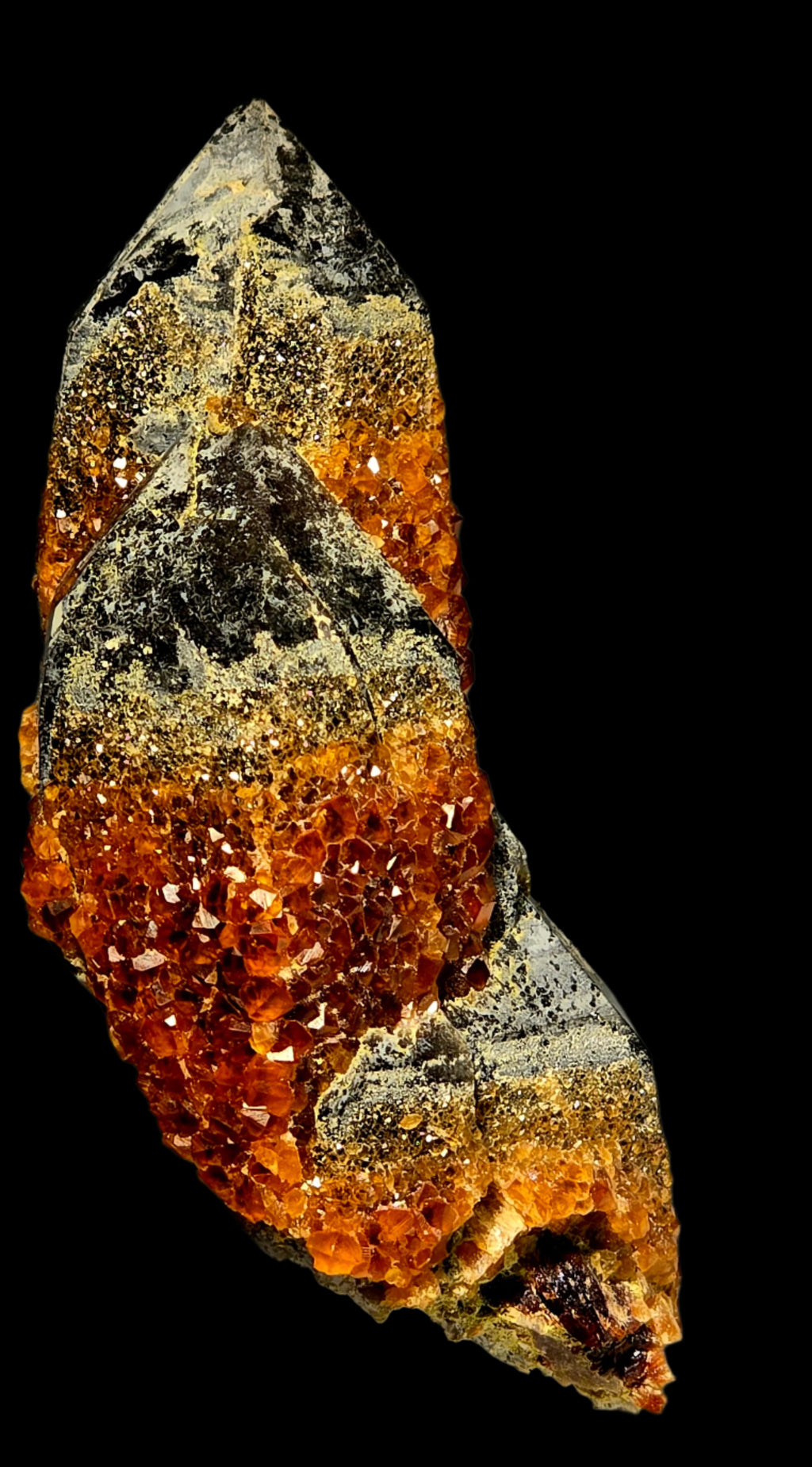 SPESSARTINE  on  SMOKEY QUARTZ, SERPENTINE GARNETS (small cabinet)