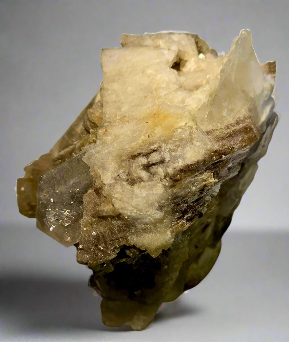 MORGANITE (SLIGHTLY PINK) BERYL, (miniature)