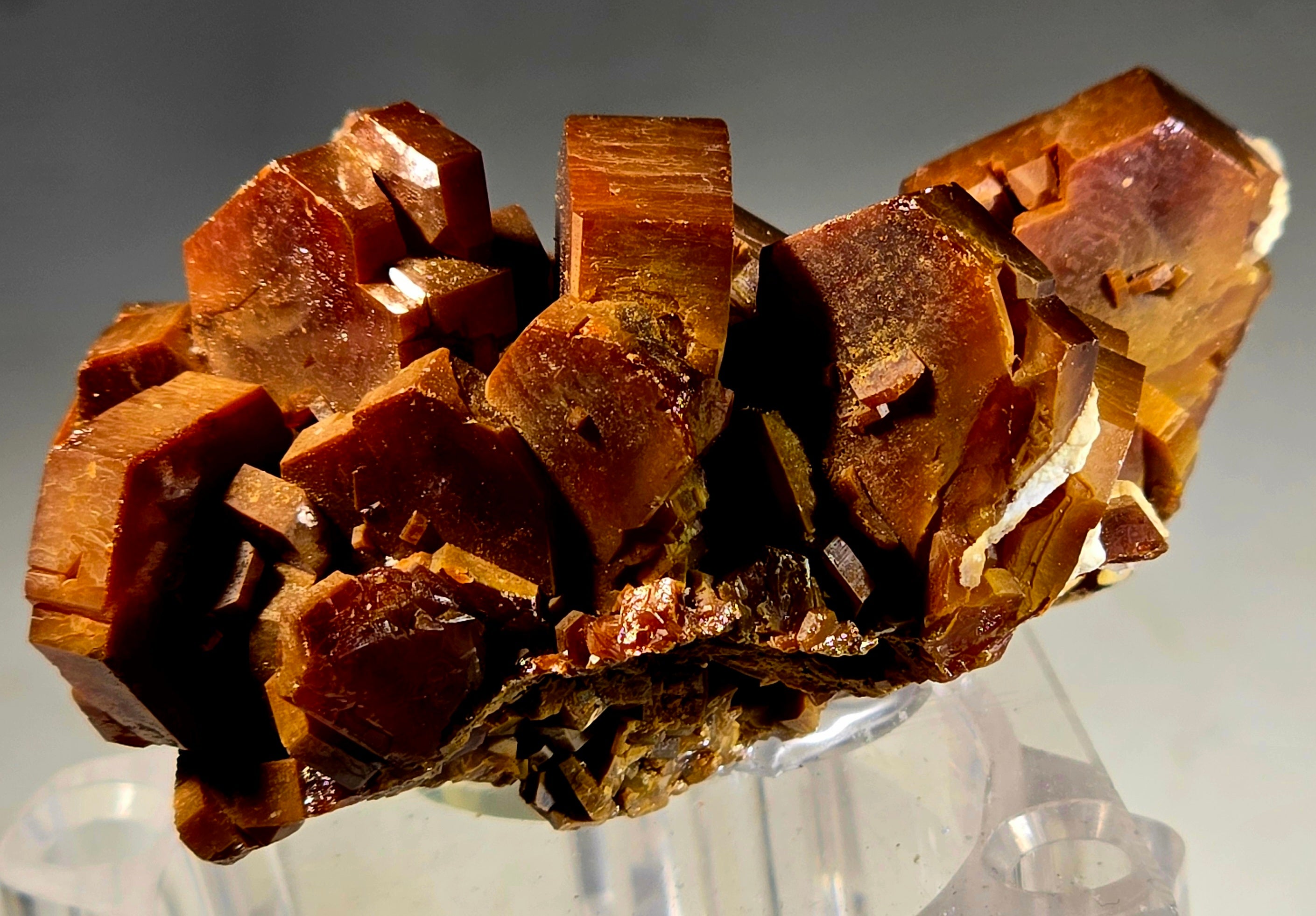 VANADINITE, Mibladen MAROC (miniature) plus grand cristal 15 mm