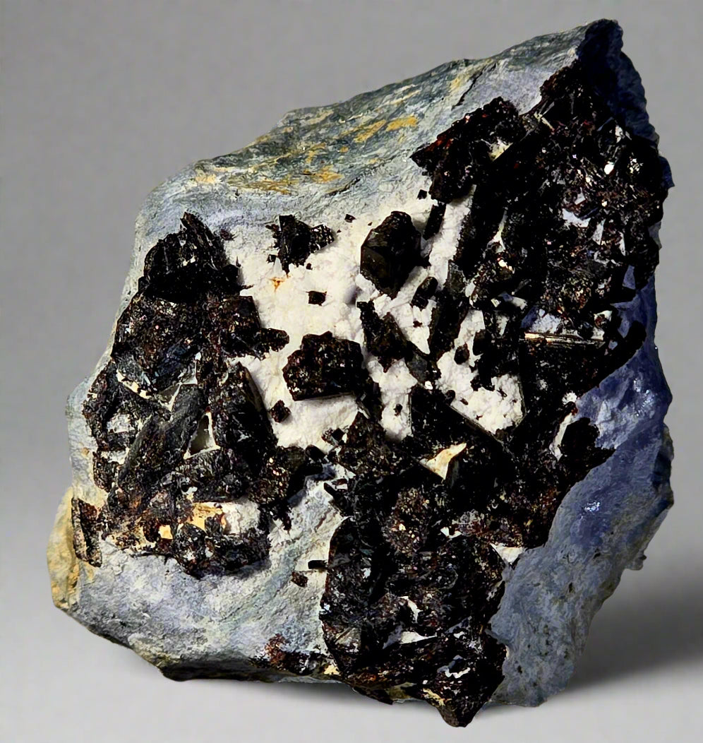 NEPTUNITE (miniature)