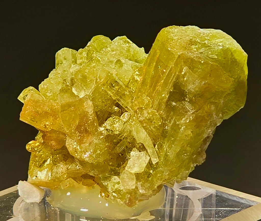 TOURMALINE CLUSTER GREEN (miniature)