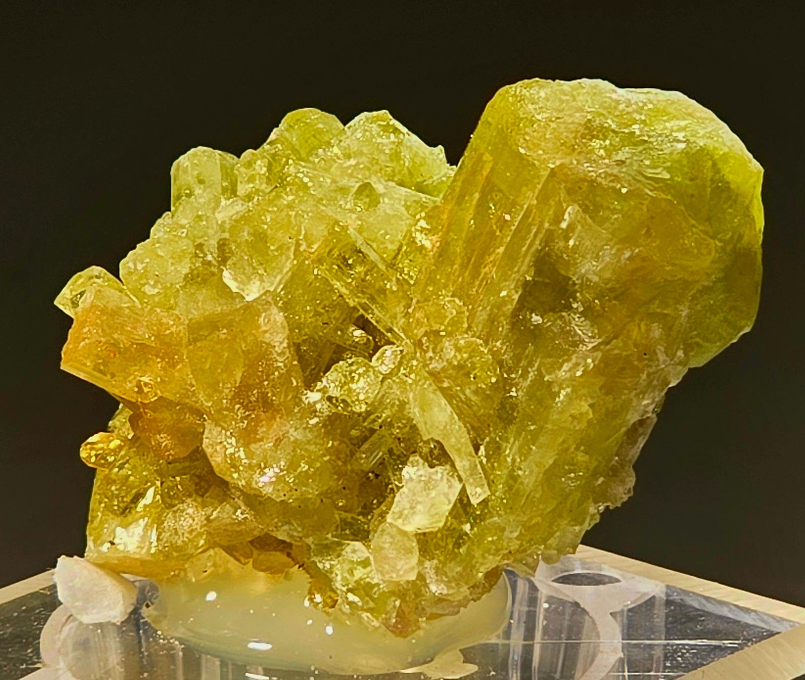 TOURMALINE CLUSTER GREEN (miniature)