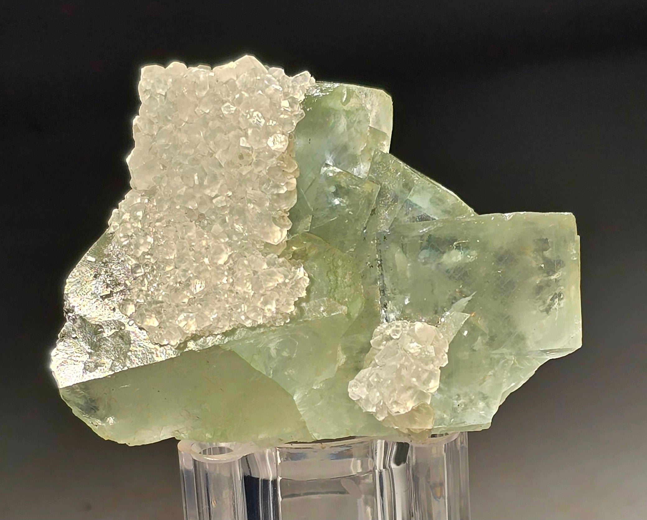 FLUORITE
