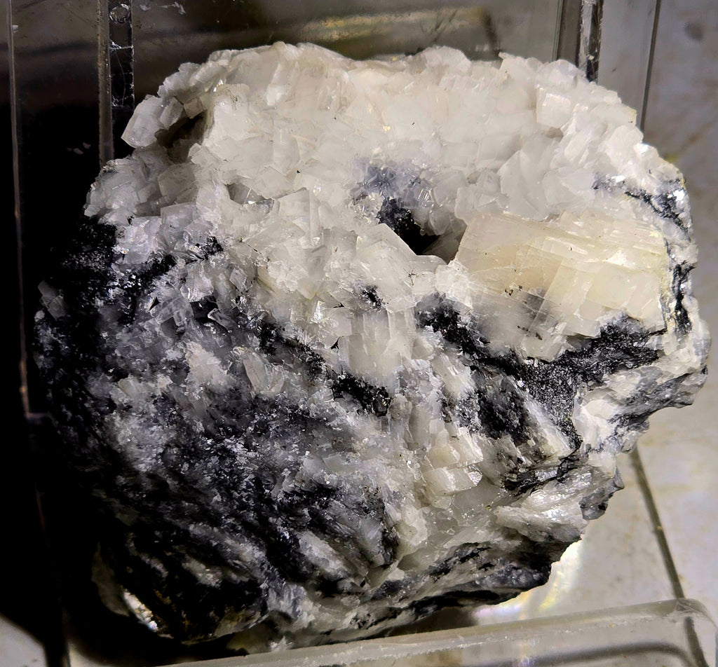 ORTHOCLASE (small cabinet)