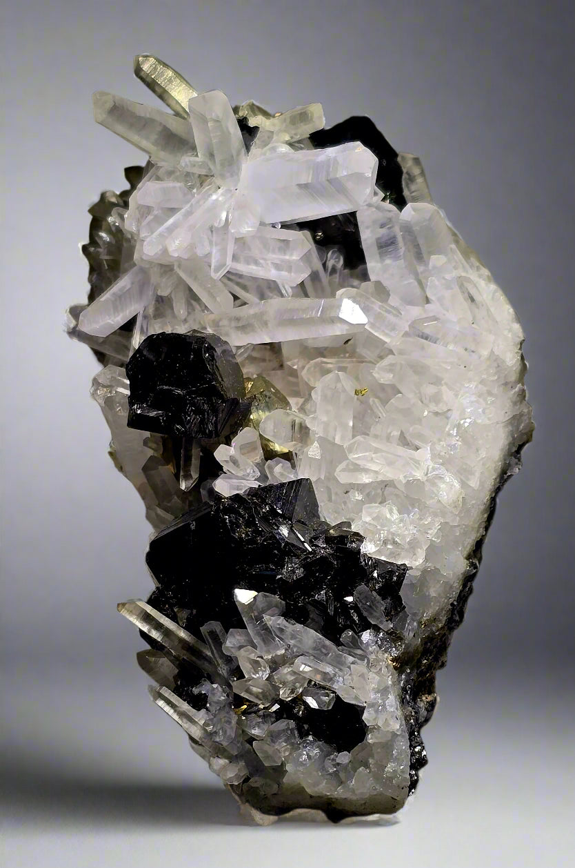 SPHALERITE, CHALCOPYRITE, QUARTZ, MANGANOCALCITE