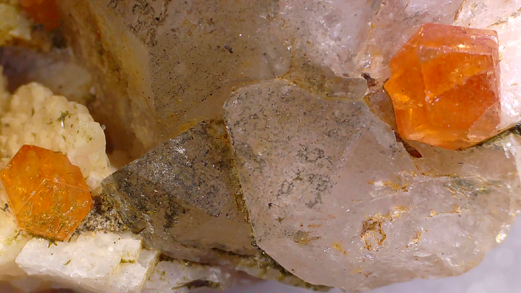 SPESSARTINE ON ALBITE and QUARTZ (miniature)