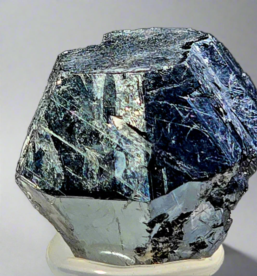 HEMATITE CRYSTAL (miniature)