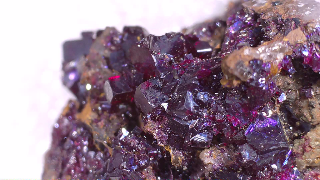 FLUORITE (miniature, micromount crystals)