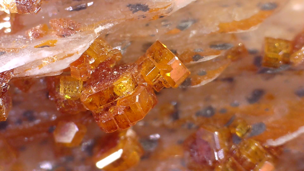VANADINITE on BARYTE (miniature)