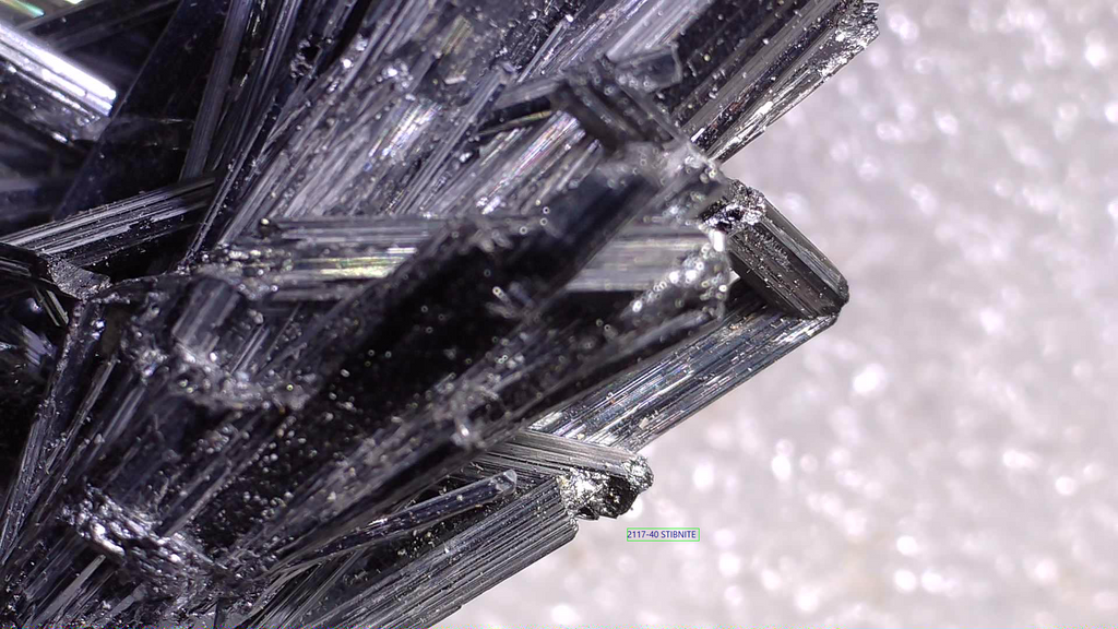 ANTIMONITE-STIBNITE (miniature)