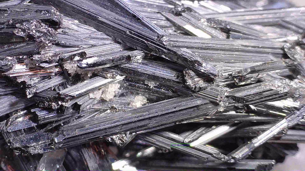 ANTIMONITE-STIBNITE (miniature)