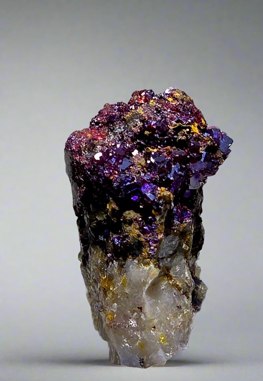 FLUORITE (miniature, micromount crystals)