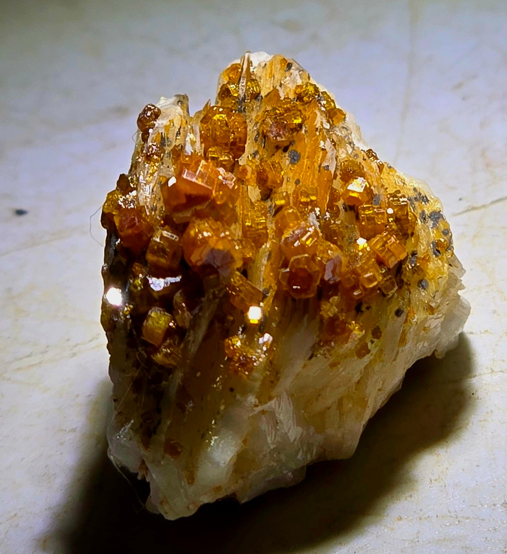 VANADINITE on BARYTE (miniature)