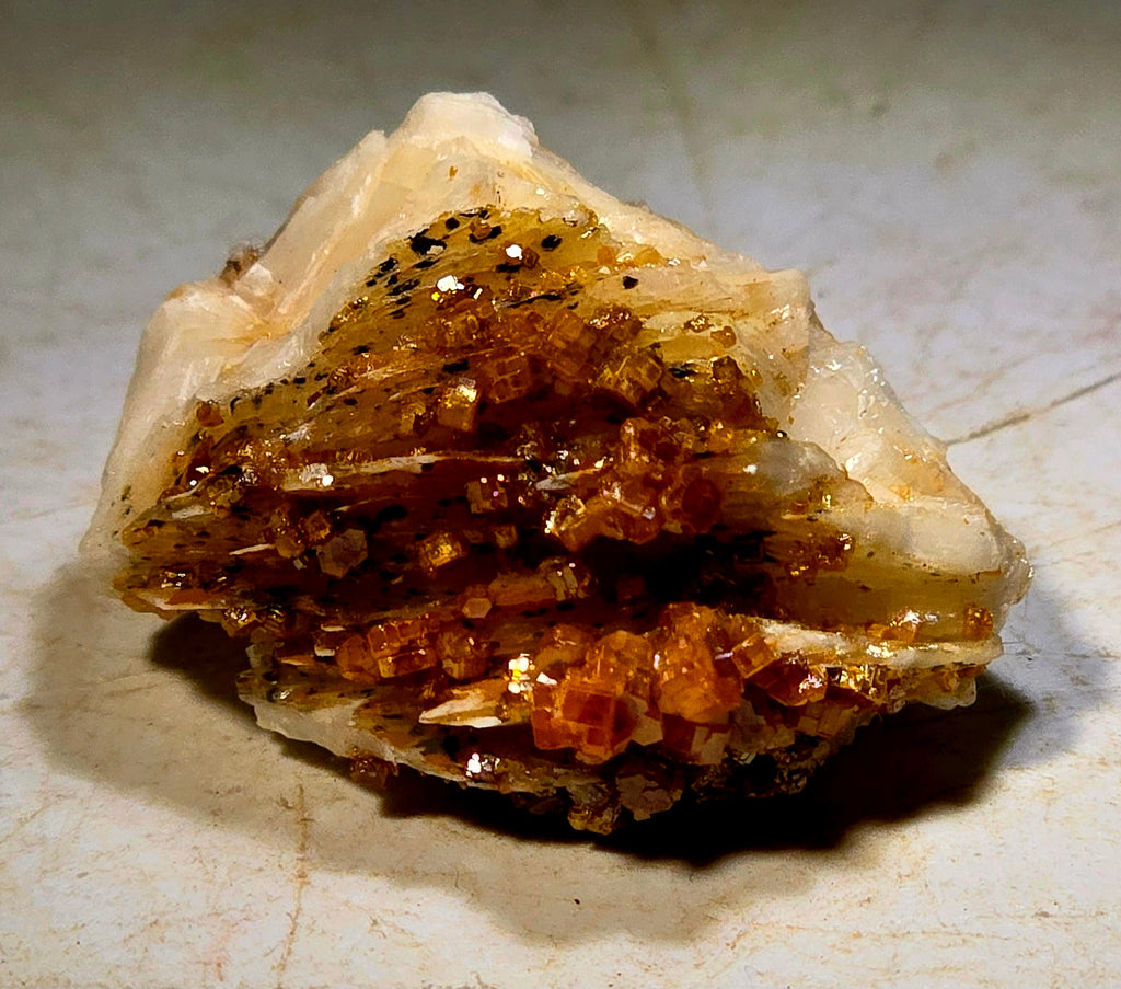 VANADINITE on BARYTE (miniature)