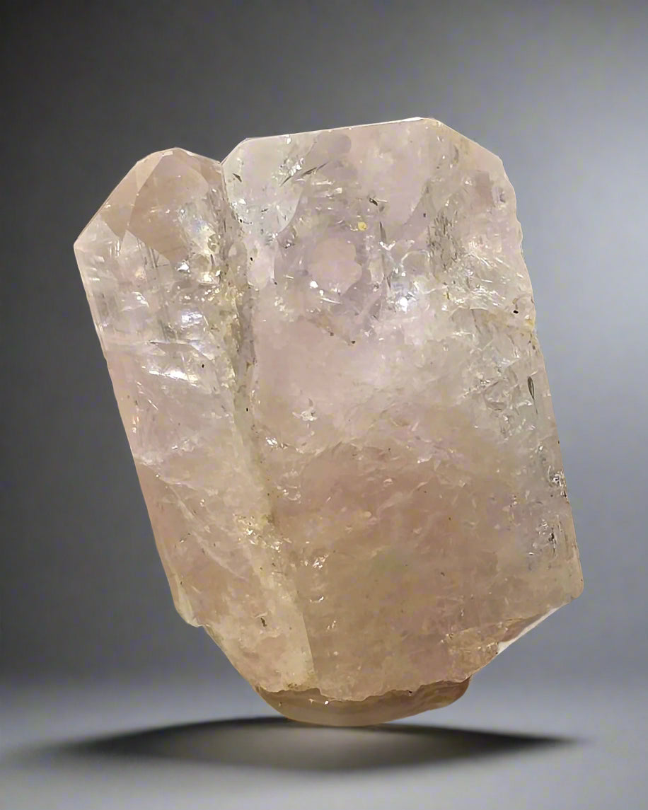 DANBURITE (small cabinet)
