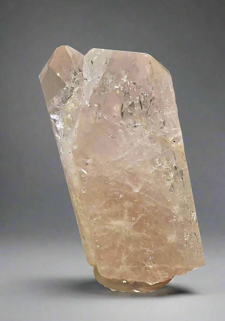 DANBURITE (small cabinet)