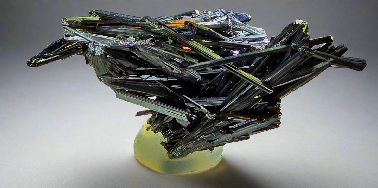 ANTIMONITE-STIBNITE (miniature)