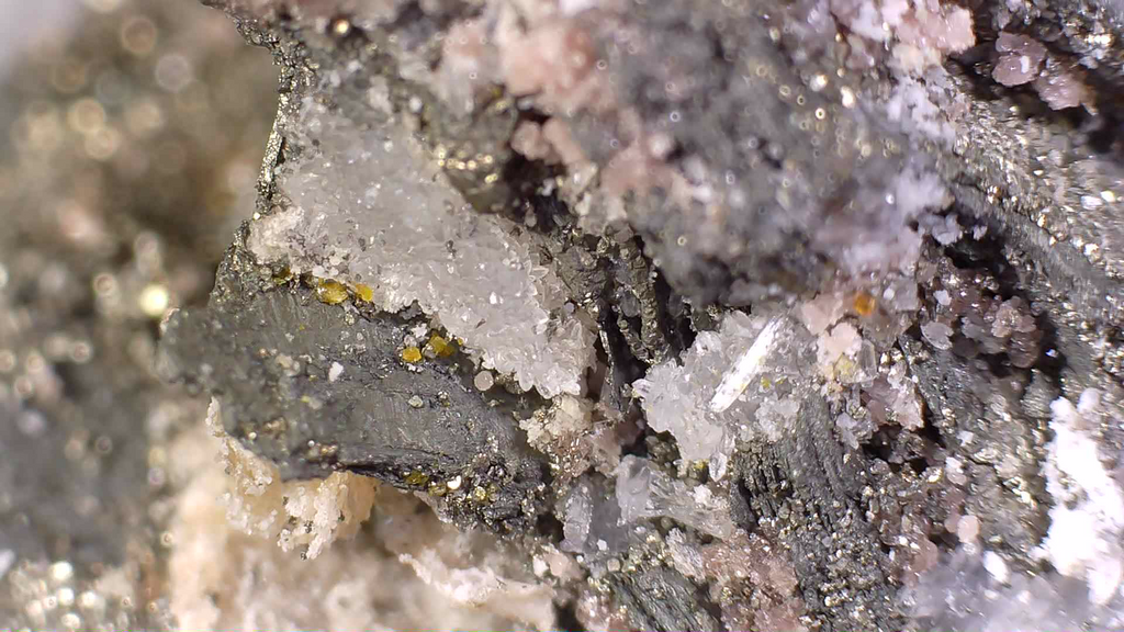 BLÖDITE with HALITE (miniature)