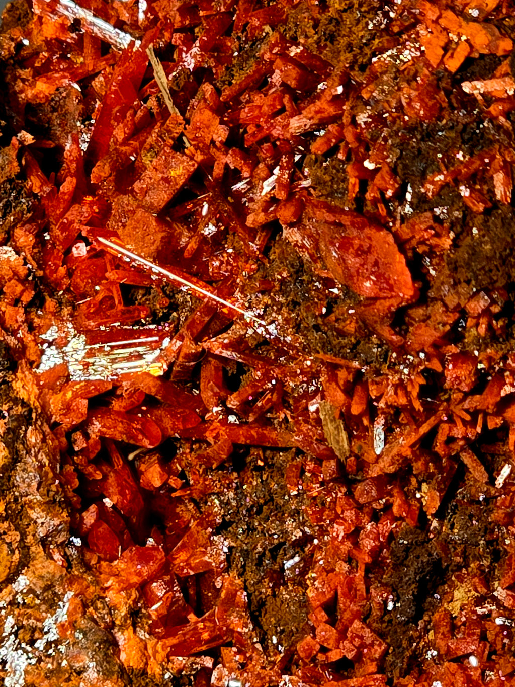 CROCOITE (cabinet)