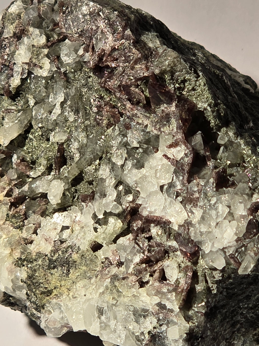 AXINITE (-Fe) - FERROAXINITE , ACTINOLITE, QUARTZ