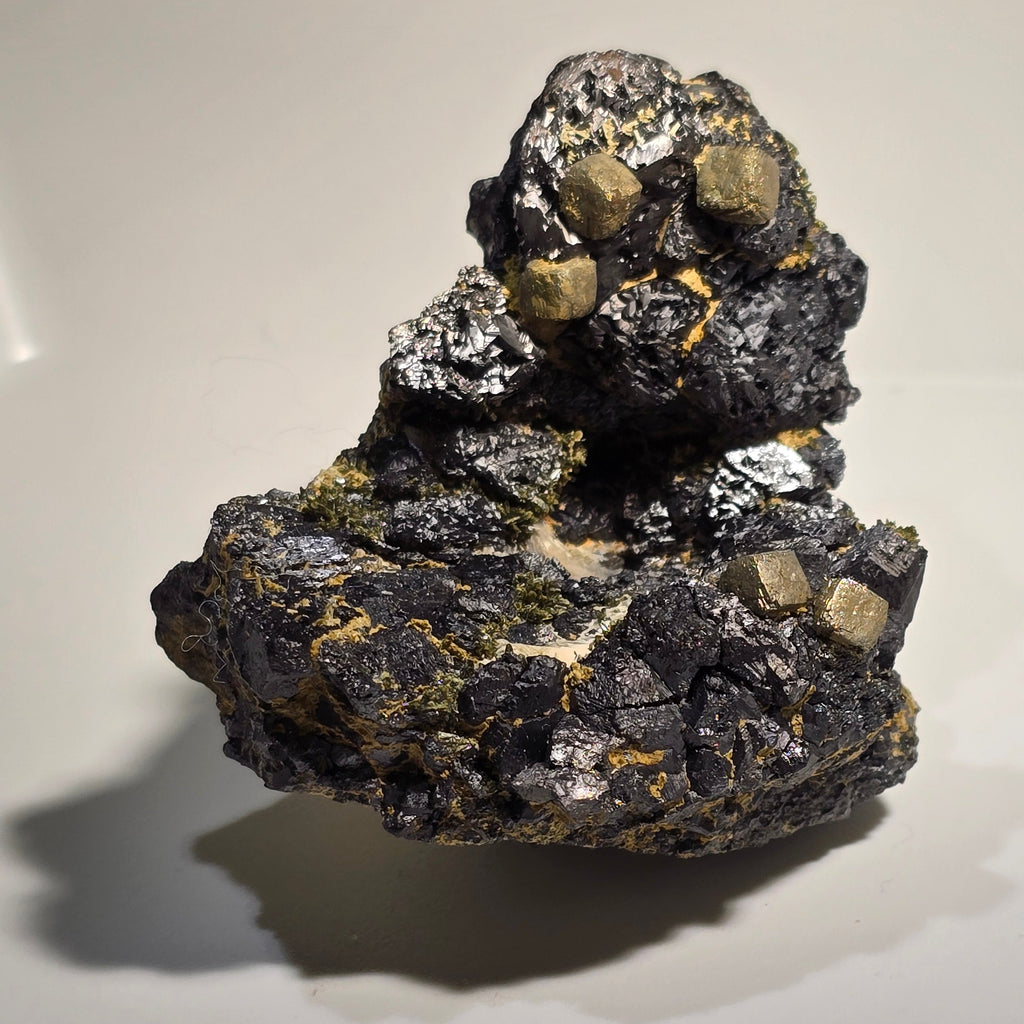 MAGNETITE, ACTINOLITE AND PYRITE, A RARE COMBO FROM THE KARA MINE, TASMANIA