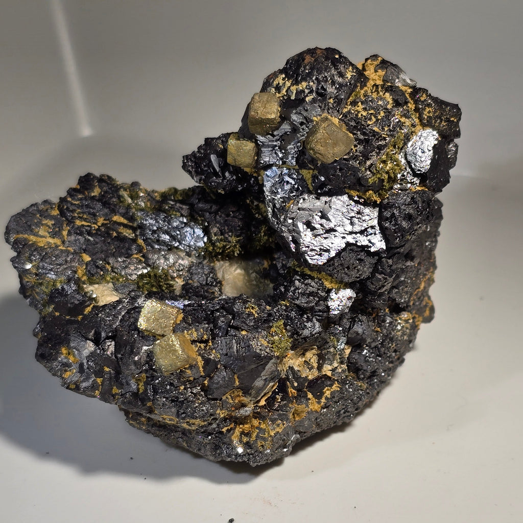 MAGNETITE, ACTINOLITE AND PYRITE, A RARE COMBO FROM THE KARA MINE, TASMANIA