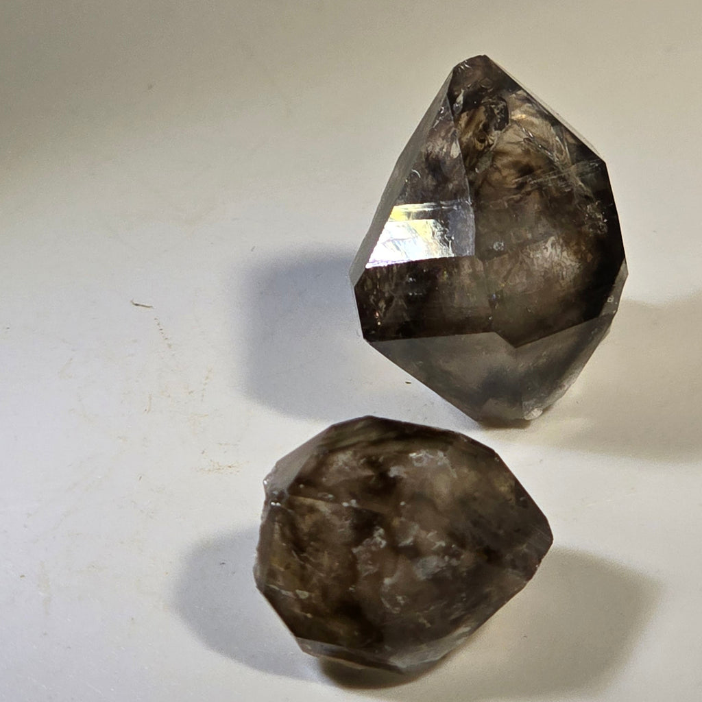 QUARTZ MOORALLA SMOKEY (miniature) (2 CRYSTALS)