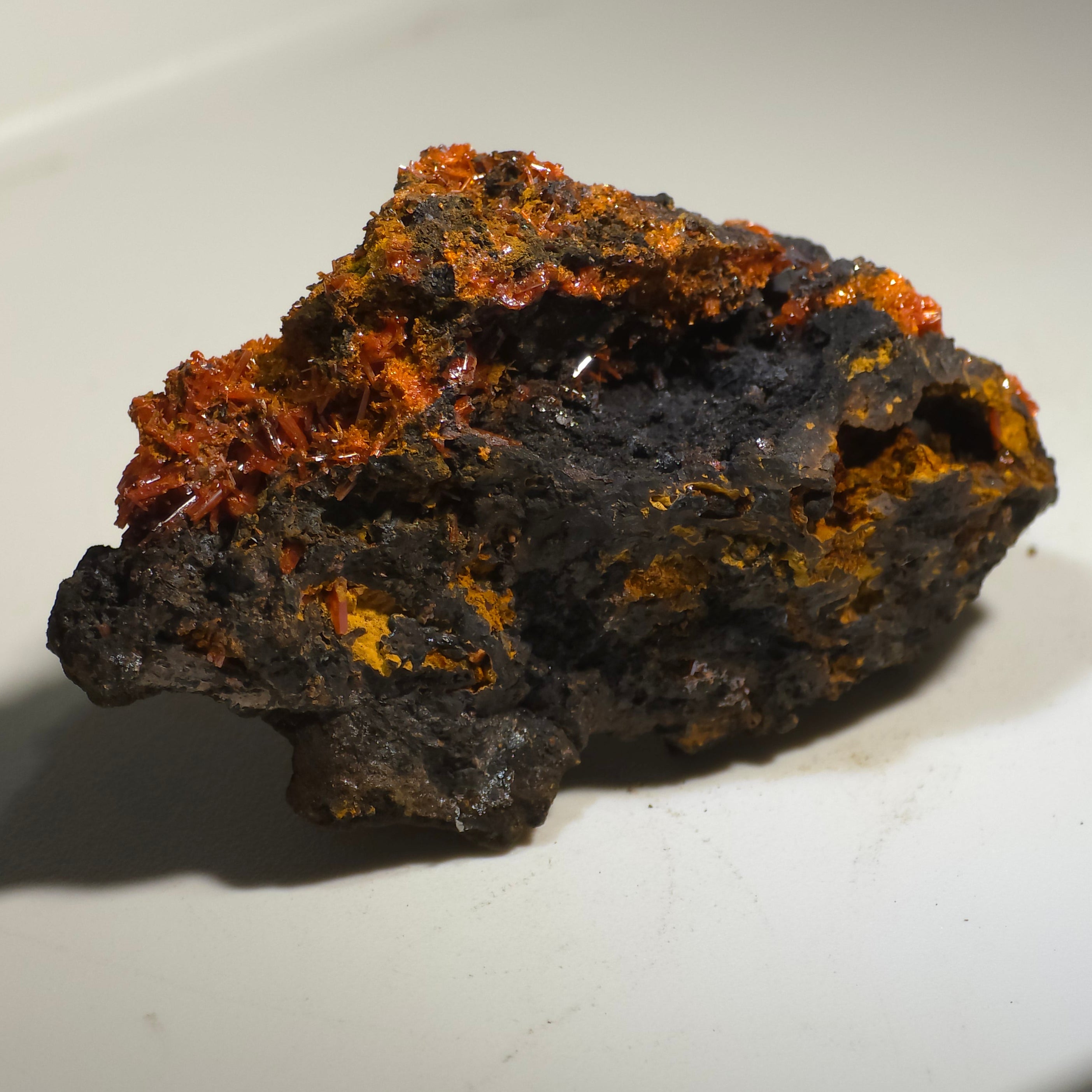 CROCOITE (large miniature)
