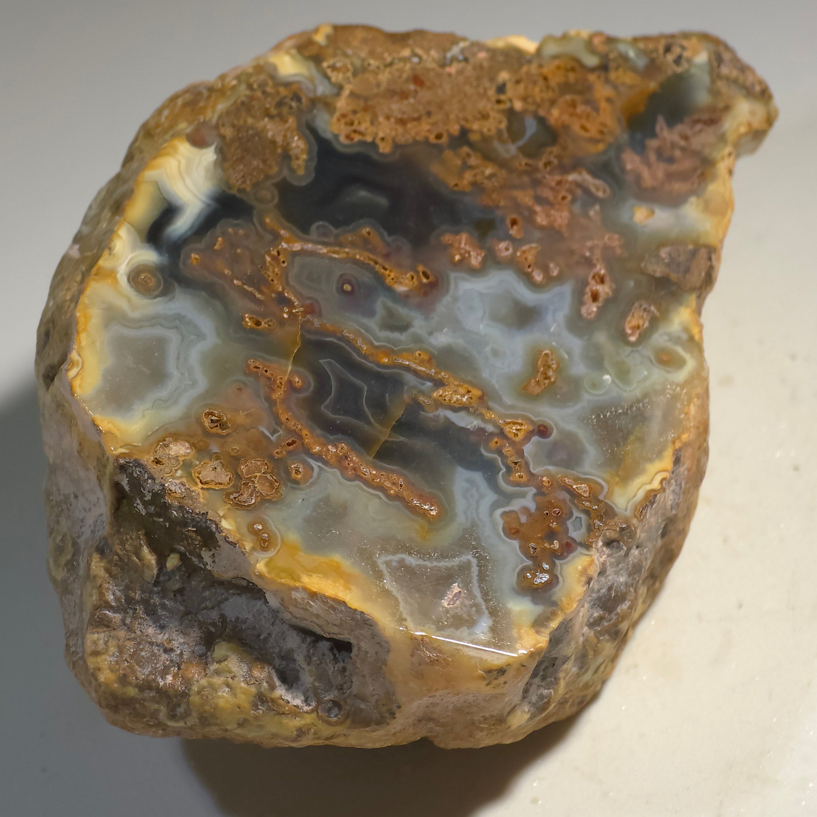 Agate d'Agate Creek, Australie (petite vitrine), Agate Creek, au sud de Forsayth, dans le nord du Queensland, Australie