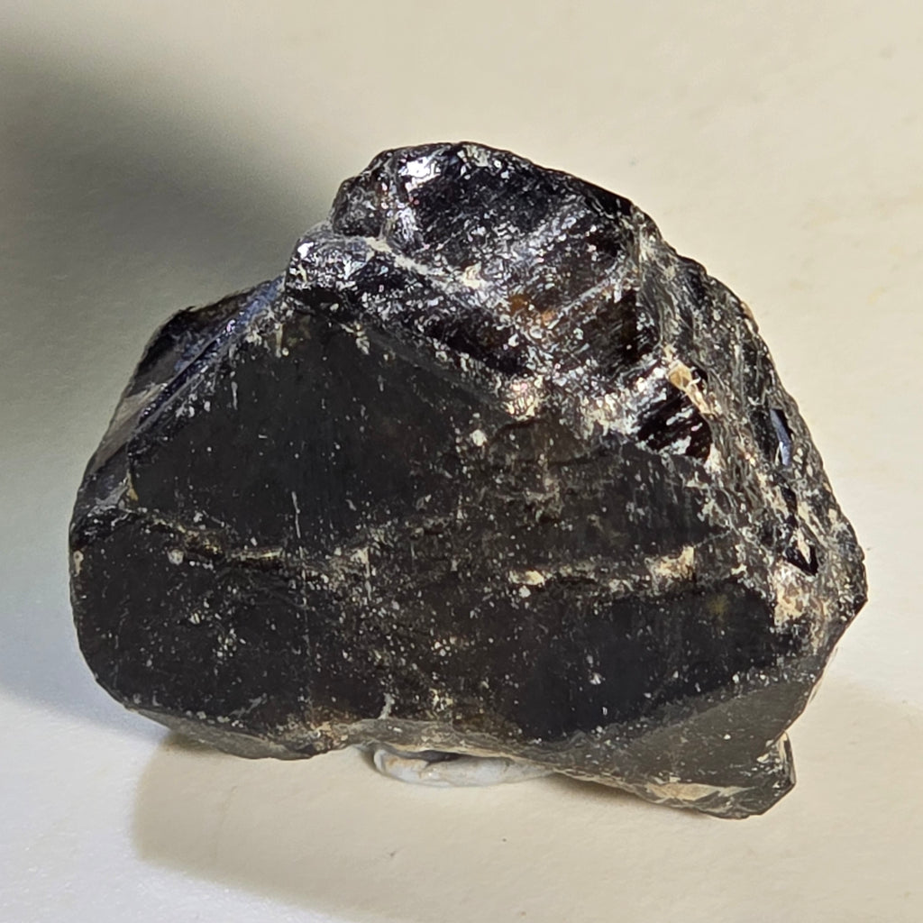 Cristaux de cassitérite à collectionner ou à tailler (1 grand cristal), mine de Kara, Tasmanie