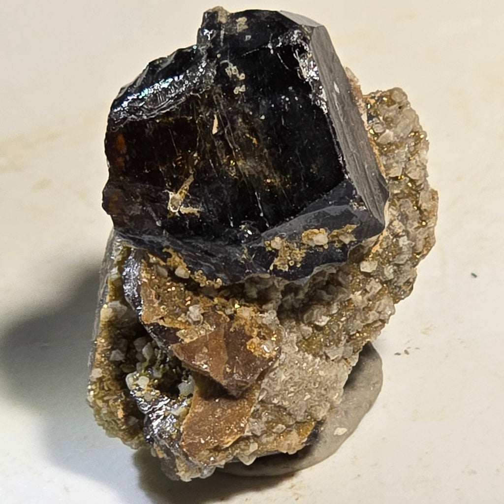 Cristaux de cassitérite pour collection (cristal unique sur matrice), mine de Kara, Tasmanie