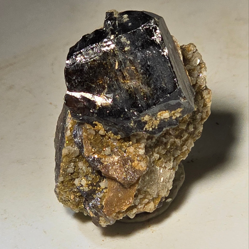 Cristaux de cassitérite pour collection (cristal unique sur matrice), mine de Kara, Tasmanie