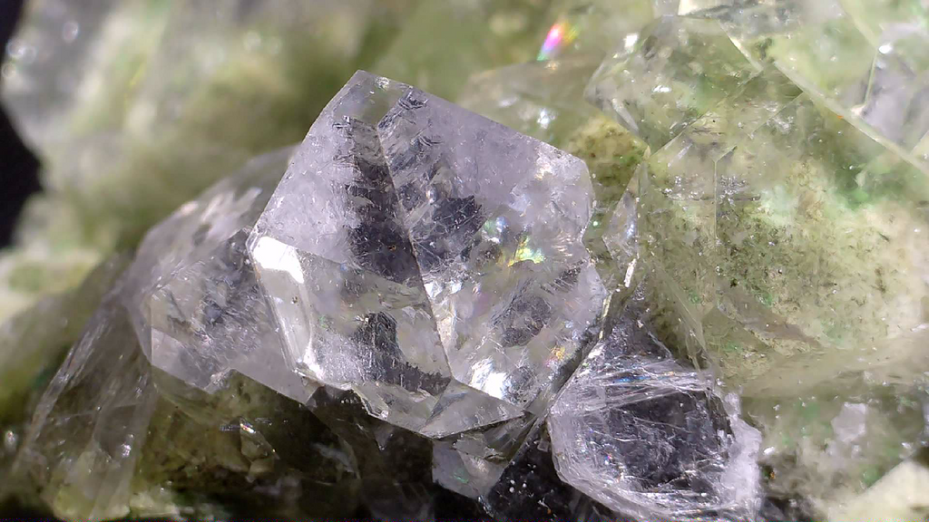 APOPHILLITE on BRUCITE, Avebury Mine Zeehan Dundas Tasmania (small cabinet)