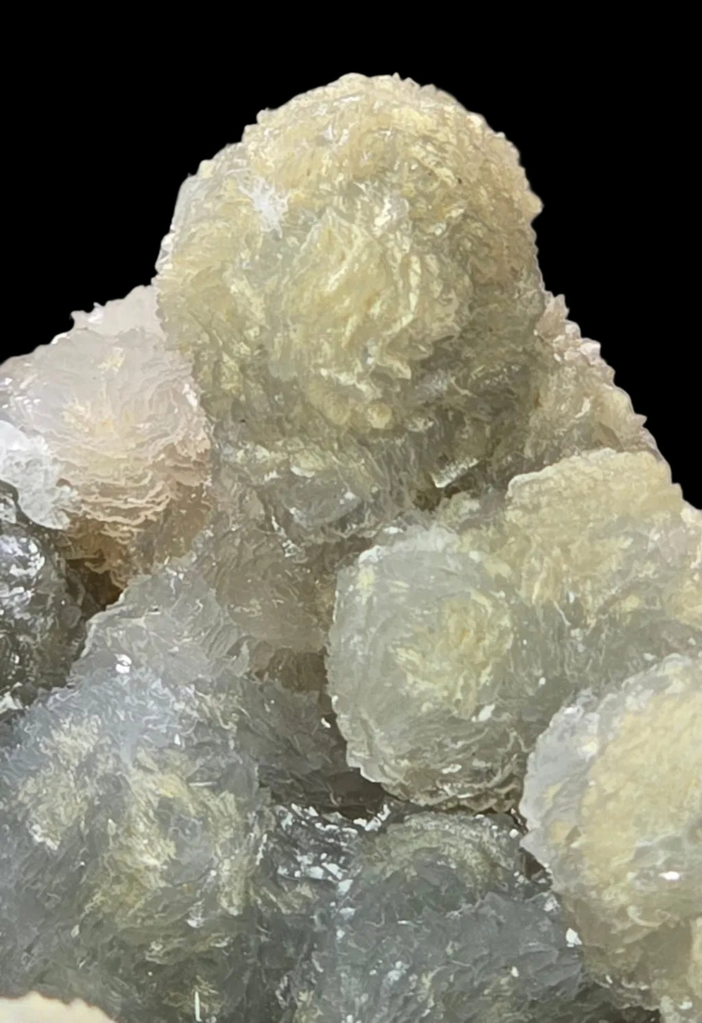 Calcite sur calcédoine botryoïde, mine de Kara, Tasmanie