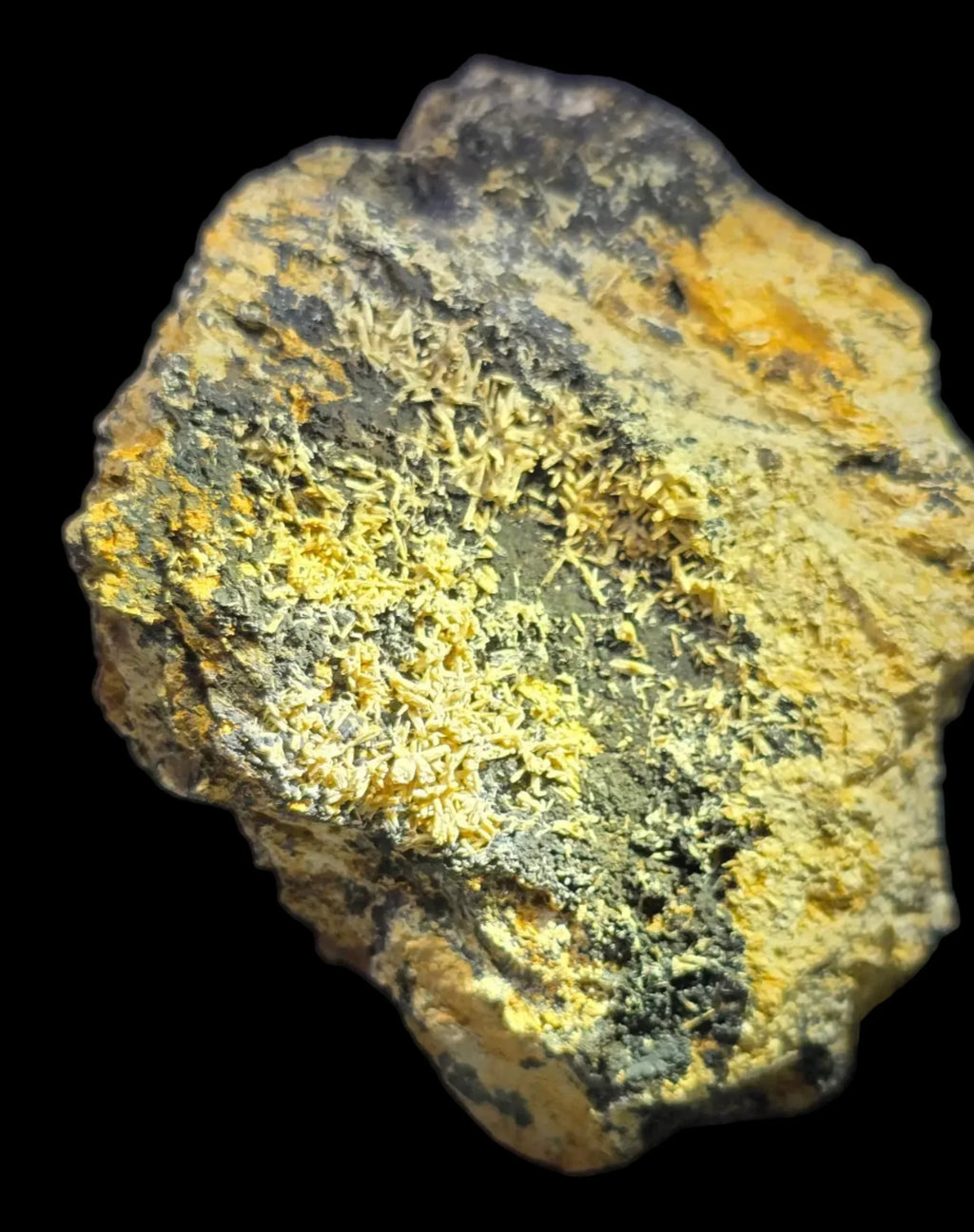plumbogummite-2520-40 - Crystals2Collect