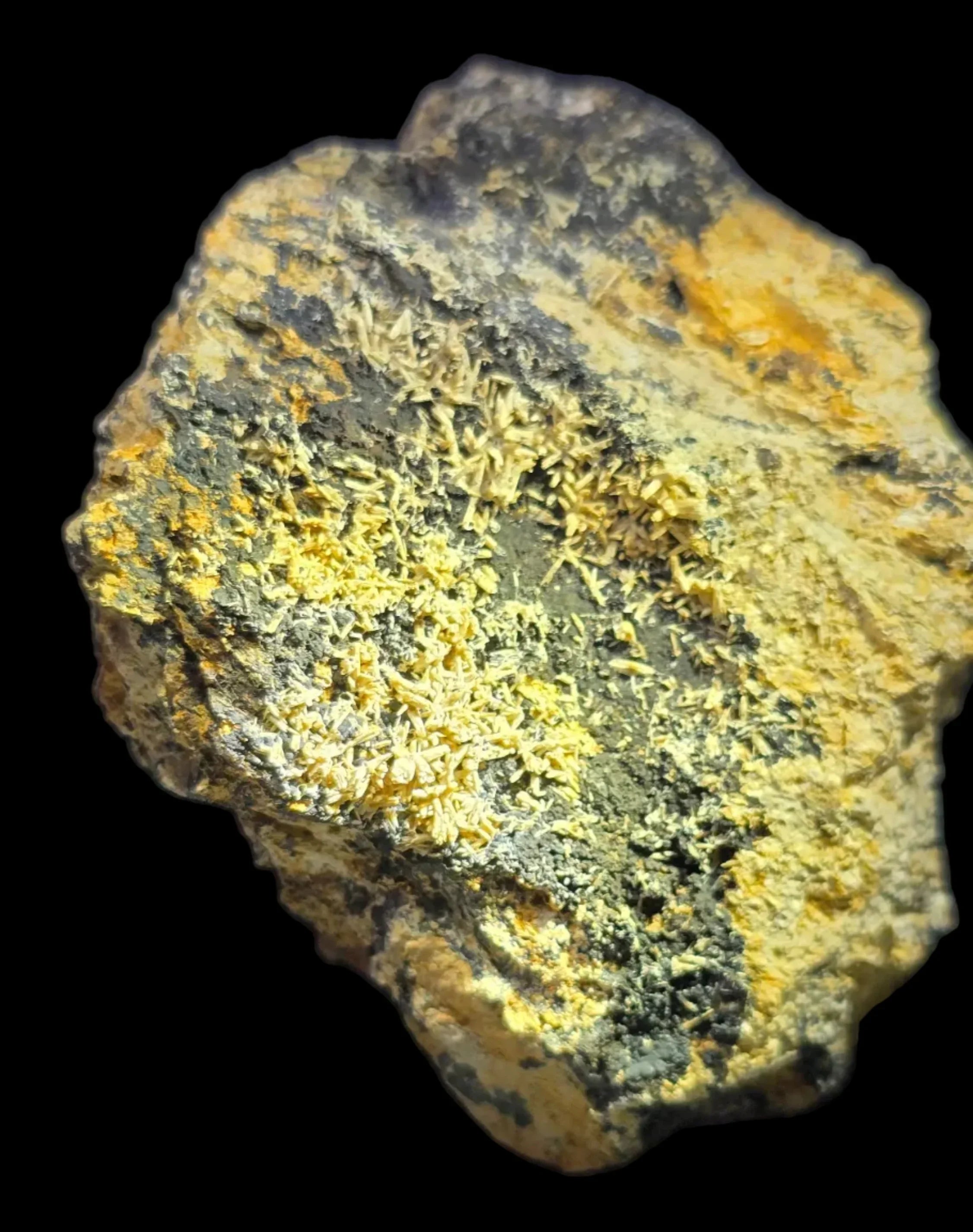 plumbogummite-2520-40 - Crystals2Collect