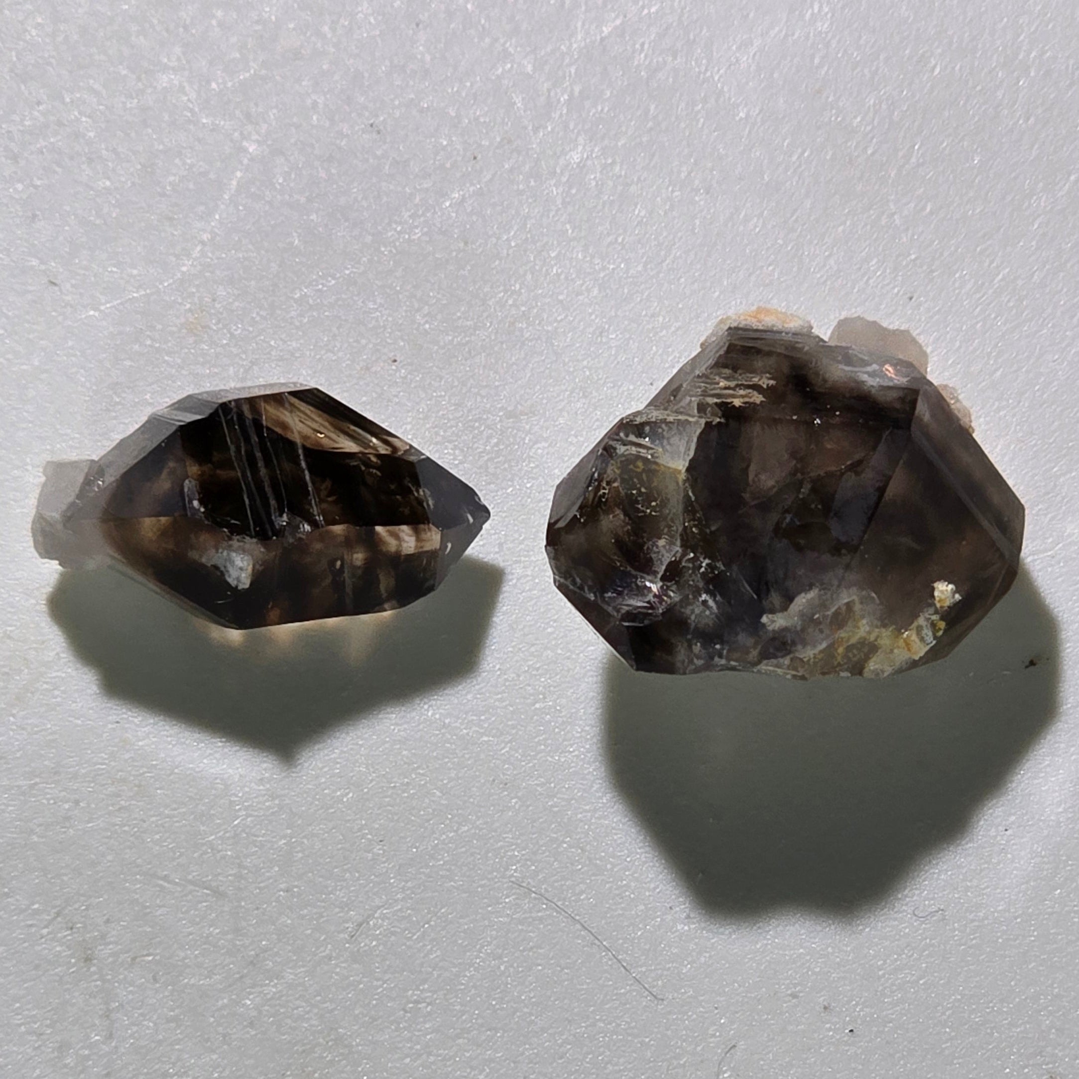 quartz-mooralla-smokey-2538-44 - Crystals2Collect