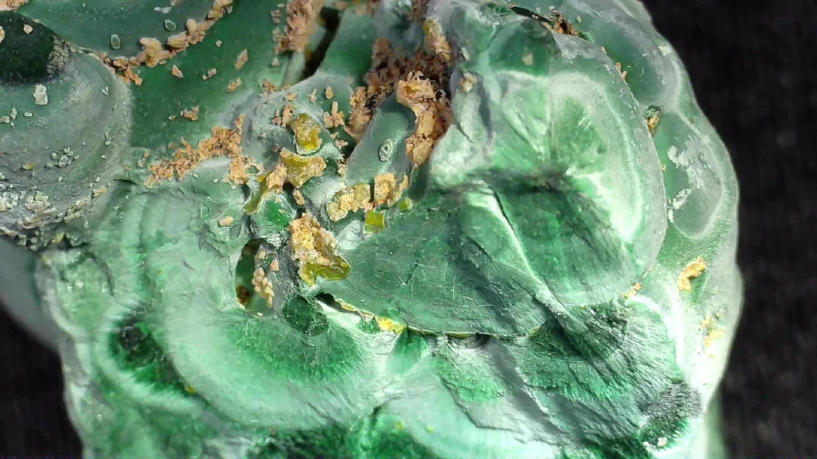 Malachite with Chrysocolla, Arizona - vibrant green mineral specimen, layered texture, natural crystal formation