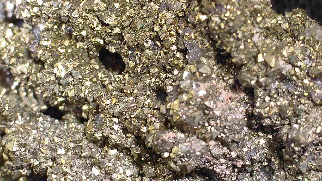 PYRIT, CLEVELAND MINE, LUINA, TASMANIEN
