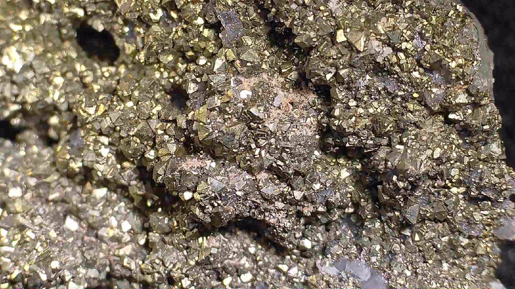 PYRIT, CLEVELAND MINE, LUINA, TASMANIEN