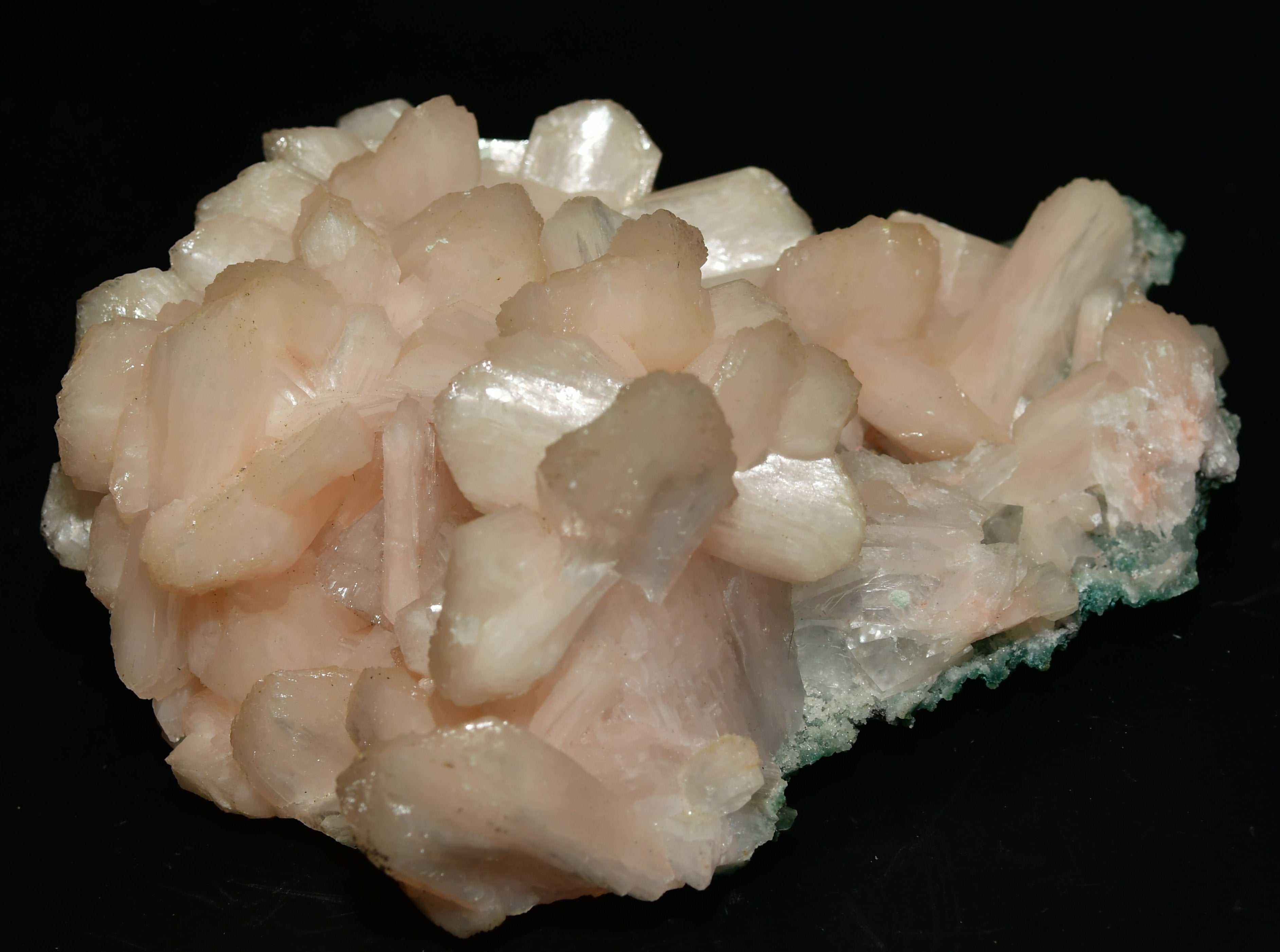 STILBITE (BEST PINK) (large cabinet)