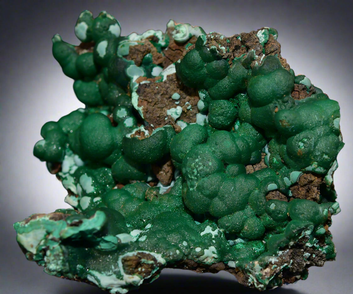 MALACHITE WITH CHRYSOCOLLA (cabinet)