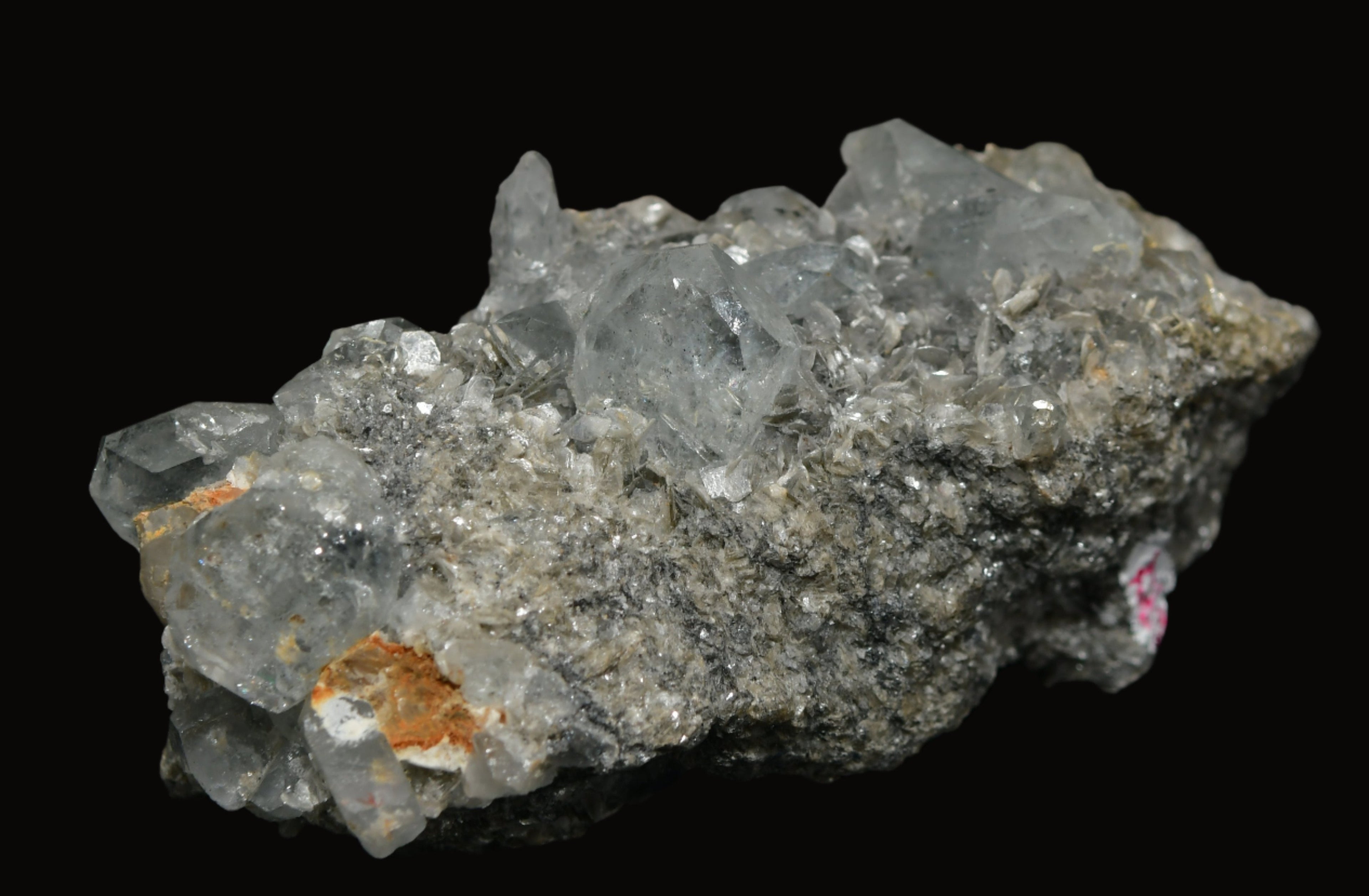 BERYL (TABULAR) VAR AQUAMARINE on MUSCOVITE (MICA) (small cabinet)