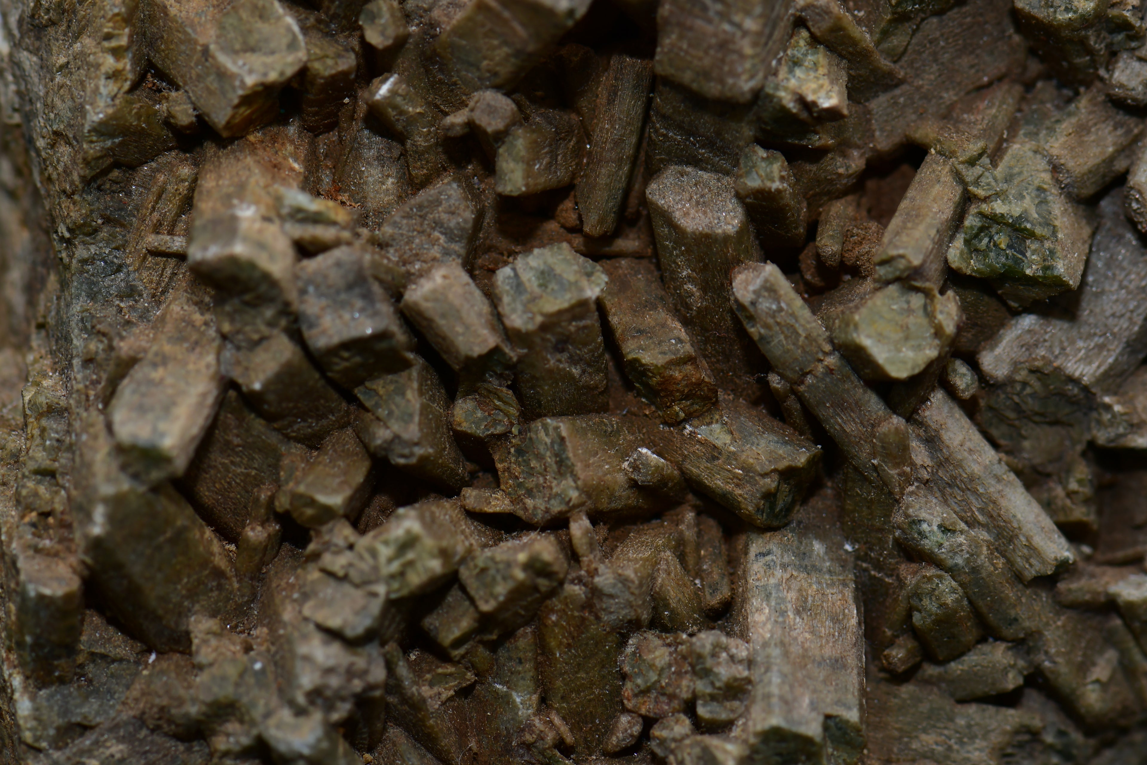 PYROSMALITE (EXTREMELY RARE) (small cabinet)