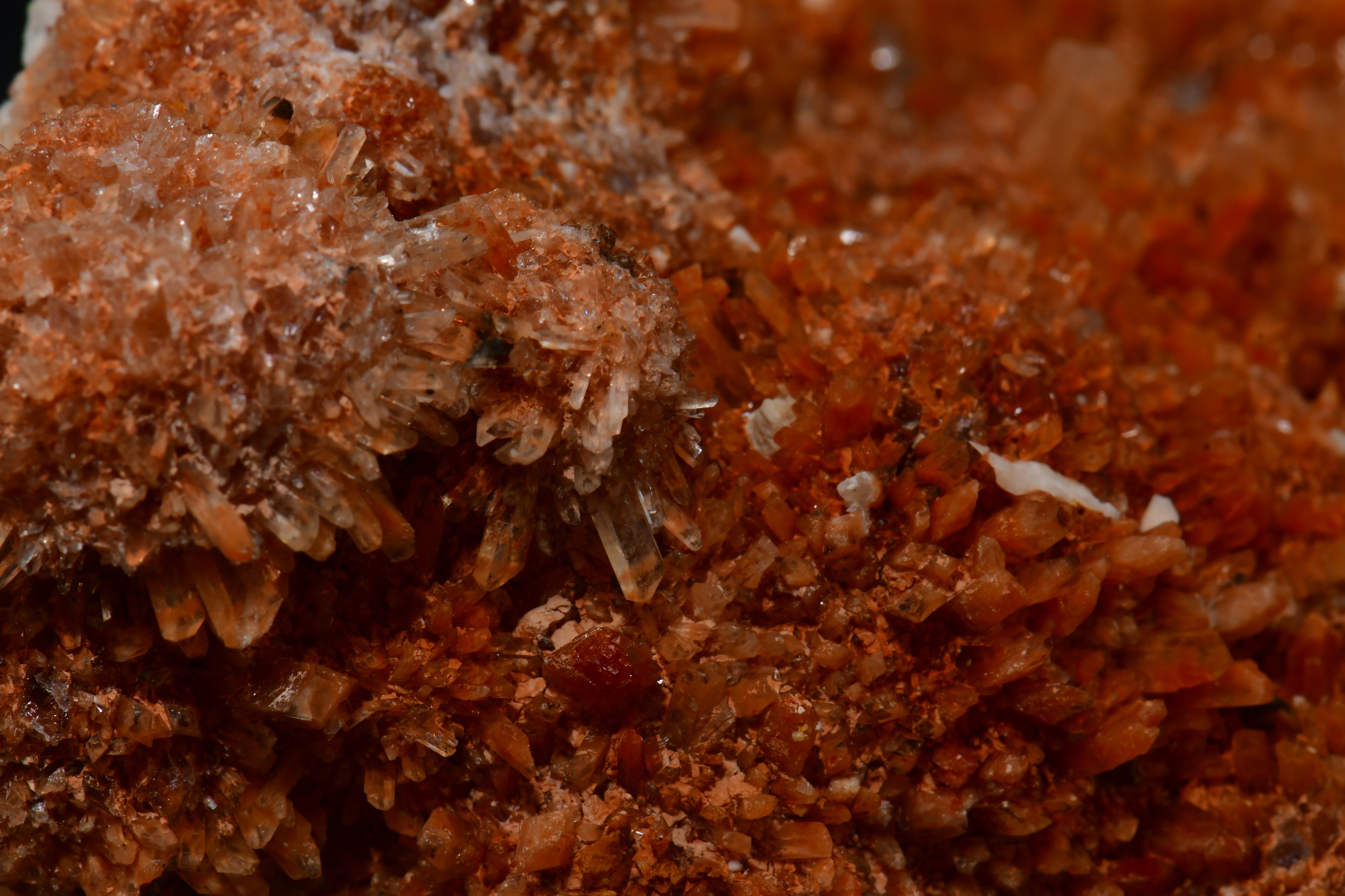 CREEDITE (LARGE CABINET)