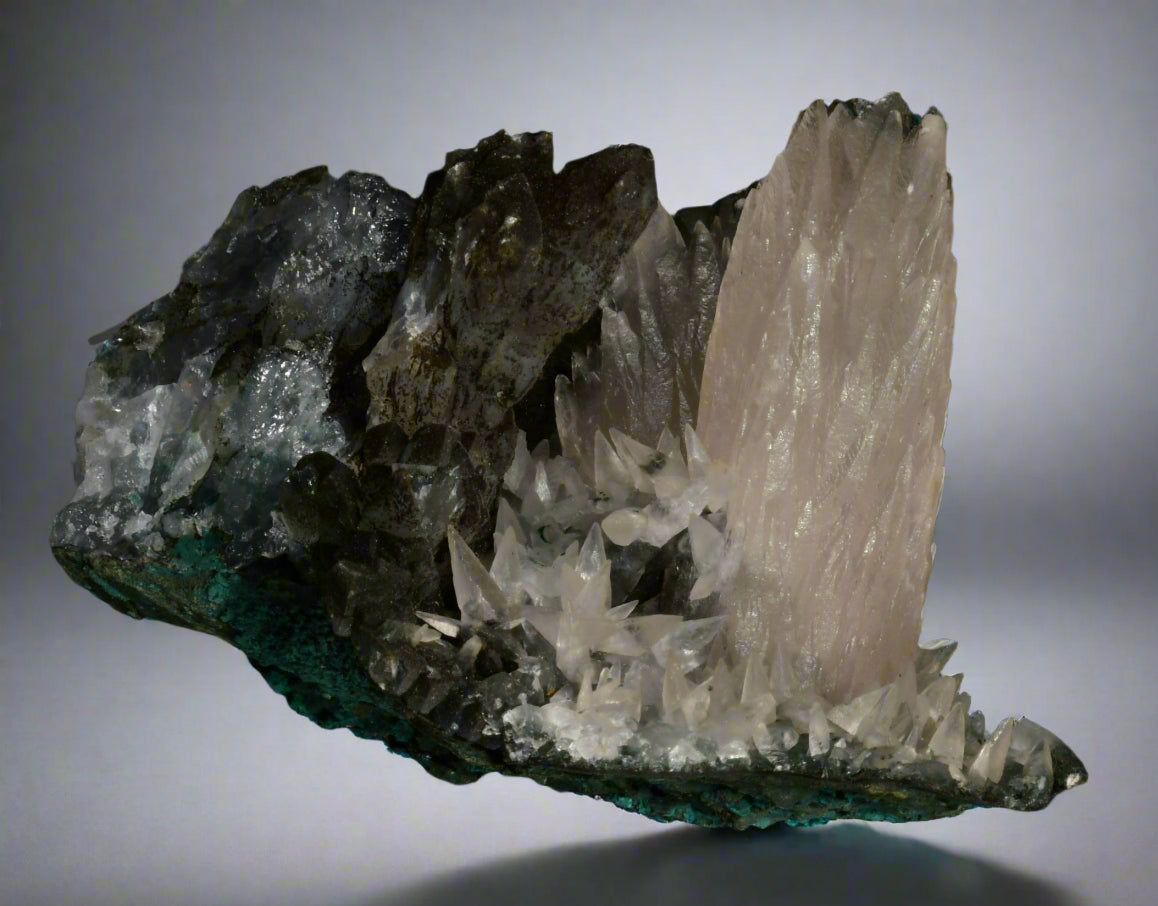 CALCITE (PINK DOG TOOTH) (small cabinet)
