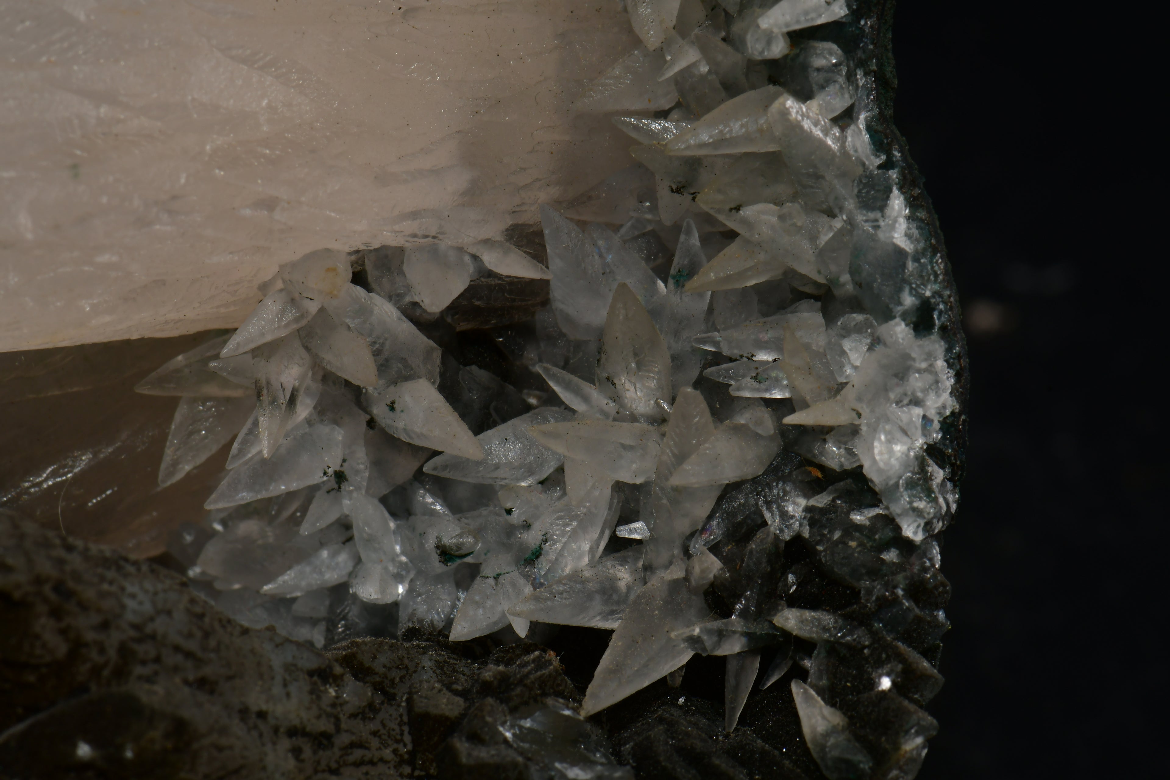 CALCITE (PINK DOG TOOTH) (small cabinet)