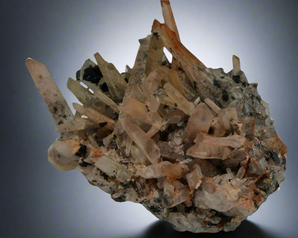 QUARTZ CLUSTER WITH BIOTITE (cabinet)