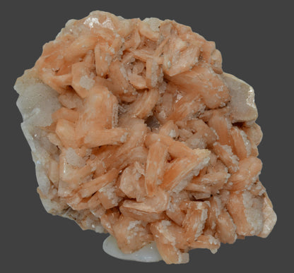 STILBITE covered with APOPHILLITE